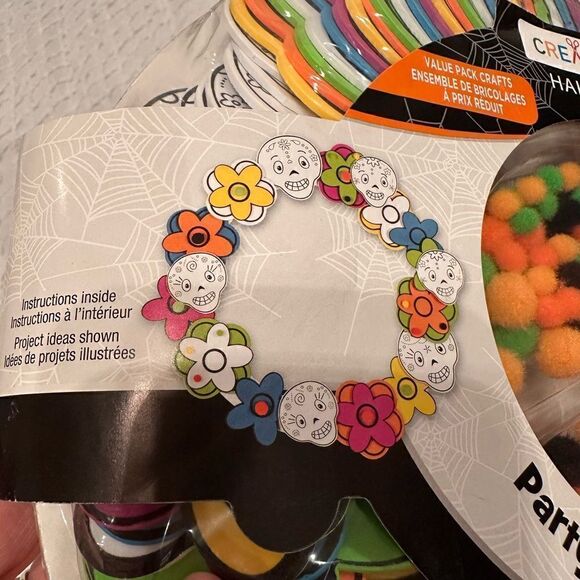 Craft Supplies Party Platter Michaels Day of the Dead Wreath Kit Halloween - Picture 6 of 10